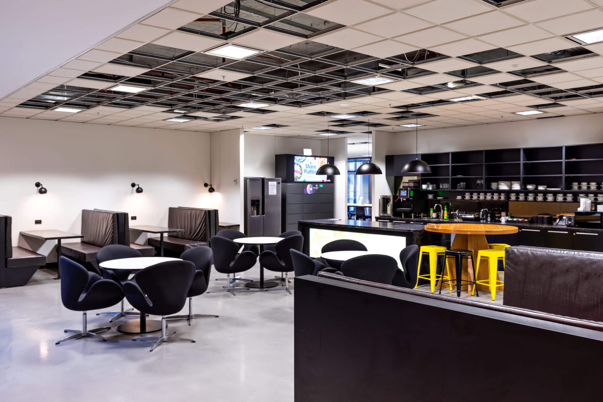 Workspace365 breakout area and kitchen space at 333 Collins Street, Melbourne